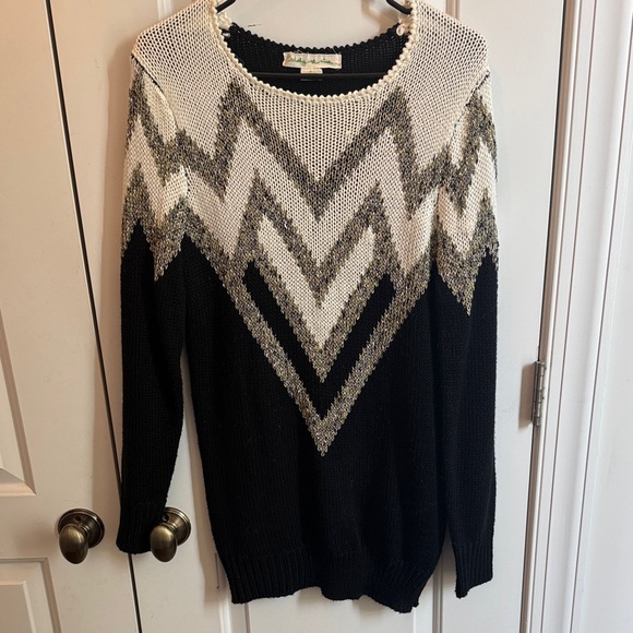 Staring at Stars Sweaters - Staring at Stars Black and White Chevron Sweater